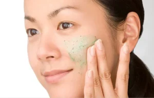 Mỹ phẩm thiên nhiên giúp se khít lỗ chân lông