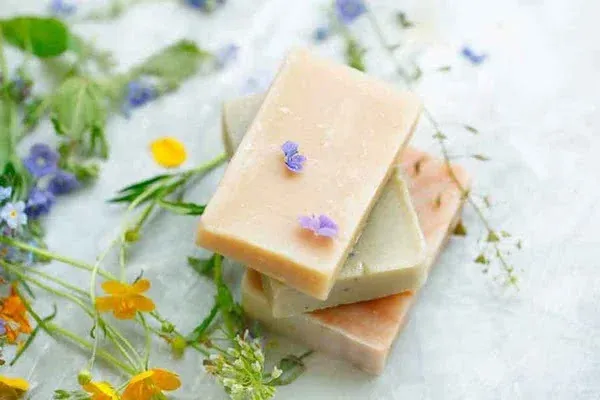 Thành phần thiên nhiên tốt cho da nhạy cảm